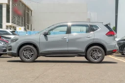 
										Nissan X-Trail 2025 Honor 2.0L 2WD Leading Edition — надежный семейный компактный кроссовер для экспорта full									