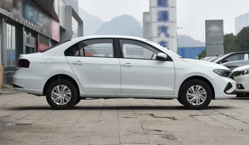 
								2025 Jetta VA3 Facelift 1.5L Manual Entry-level Version — бюджетный компактный седан FAW-Volkswagen Jetta для повседневных поездок full									