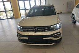 Volkswagen T-Cross 2021 280TSI DSG Comfort Edition, реальный пробег 45730 км, немецкий компактный кроссовер 90% от нового