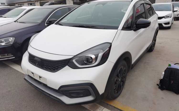 
								Honda LIFE 2021 1.5L CVT CRO-SS Fun Edition, реальный пробег 46410 км, городской автомобиль 90% от нового full									