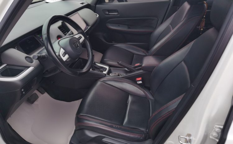 
								Honda LIFE 2021 1.5L CVT CRO-SS Fun Edition, реальный пробег 46410 км, городской автомобиль 90% от нового full									