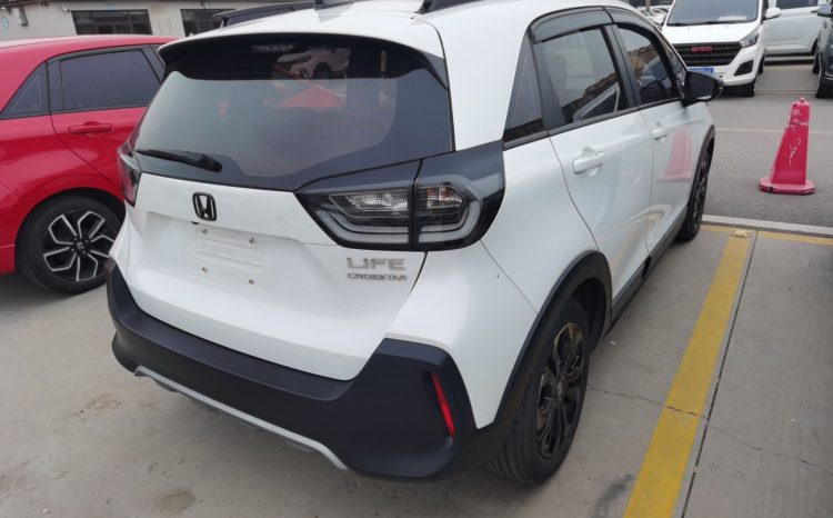 
								Honda LIFE 2021 1.5L CVT CRO-SS Fun Edition, реальный пробег 46410 км, городской автомобиль 90% от нового full									
