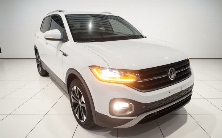 
								Volkswagen T-Cross 2021 1.5L Automatic Smart Connect Edition — компактный кроссовер с сохранностью 95% от нового full									
