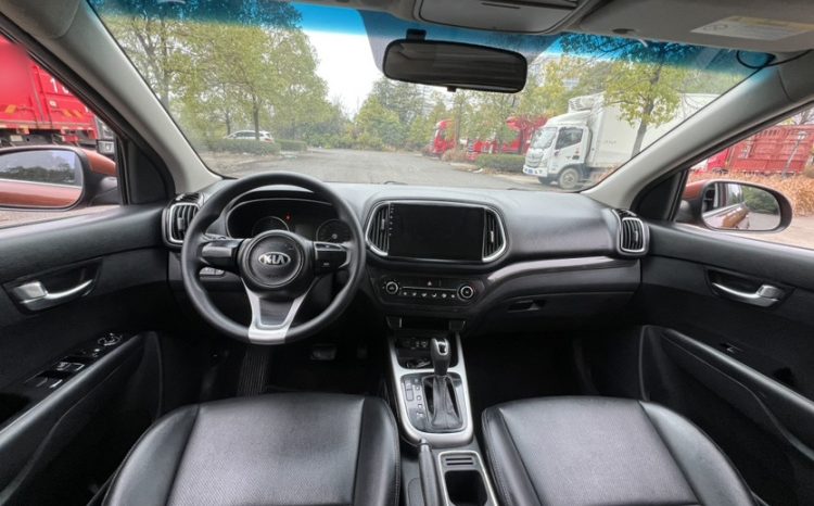 
								Kia KX3 Sportage 2015 1.6L АКПП 2WD DLX, реальный пробег 118000 км, состояние 80% от нового компактный кроссовер full									