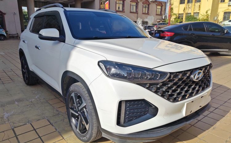 
								Beijing Hyundai ix35 2021 240TGDi DCT 2WD GLS Leading Edition, реальный пробег 44160 км, среднеразмерный кроссовер 90% от нового full									