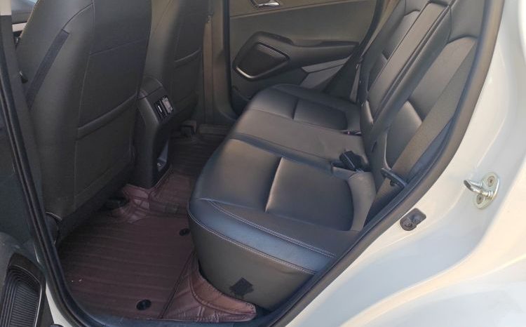 
								Beijing Hyundai ix35 2021 240TGDi DCT 2WD GLS Leading Edition, реальный пробег 44160 км, среднеразмерный кроссовер 90% от нового full									