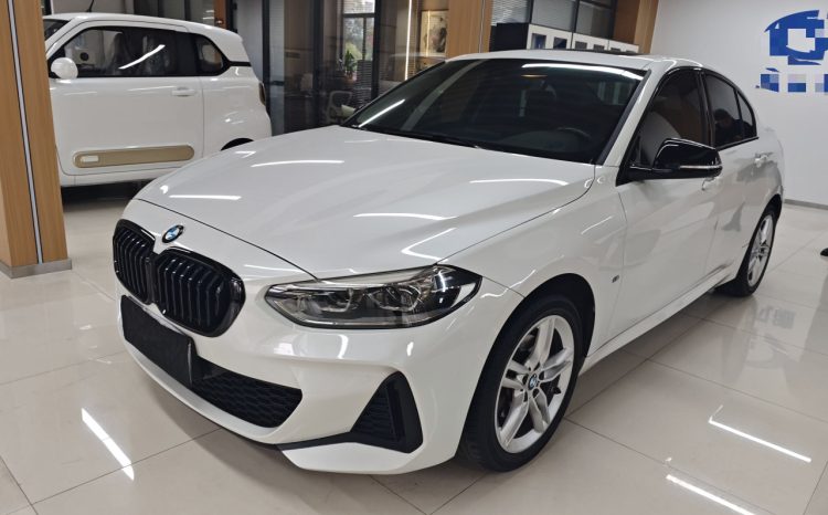 
								BMW 1 серии 120i M Sport Shadow Edition 2021 г. — спортивный подержанный хэтчбек с пробегом 39657 км, состояние 9 из 10 full									