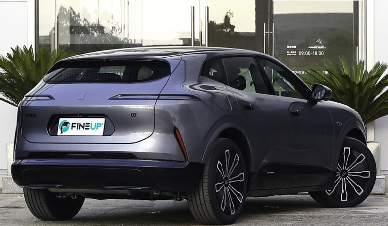
								AVATR 07 2026 Ultra AWD Pure Electric Edition — премиальный среднеразмерный полностью электрический кроссовер с полным приводом full									