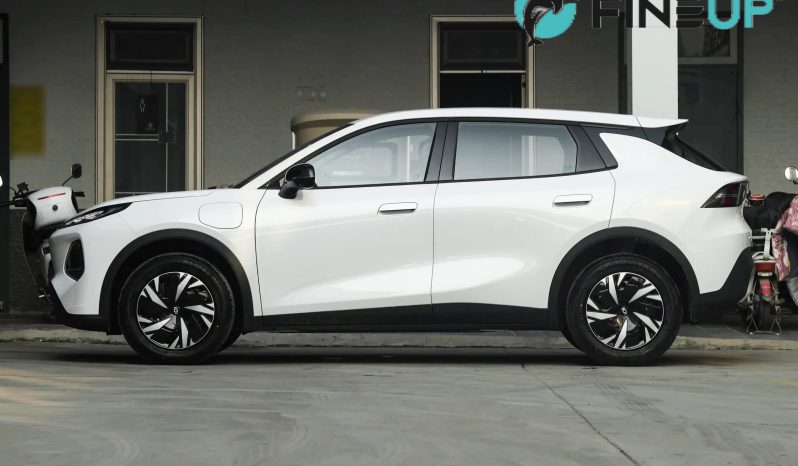 
								Changan Qiyuan Q05 2026: премиальный компактный гибридный кроссовер с выдающимися характеристиками full									