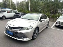 Toyota Camry Hybrid 2018 2.5HG CVT Luxury Edition | Возраст авто 8 лет, пробег 140000 км, отличное состояние, оптовая отправка из Китая