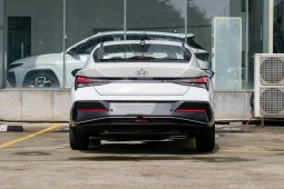 
										Hyundai Elantra 2026 1.5L CVT GLX Elite full									