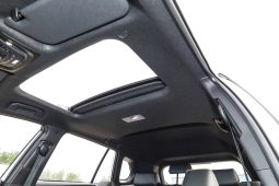 
										Toyota Corolla Cross 2026 2.0L Hybrid Elite full									
