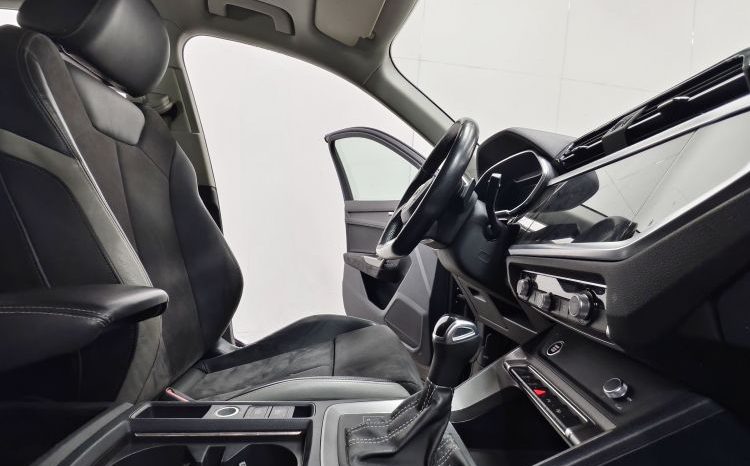 
								Audi Q3 2022 35 TFSI Комплектация Fashion Dynamic full									