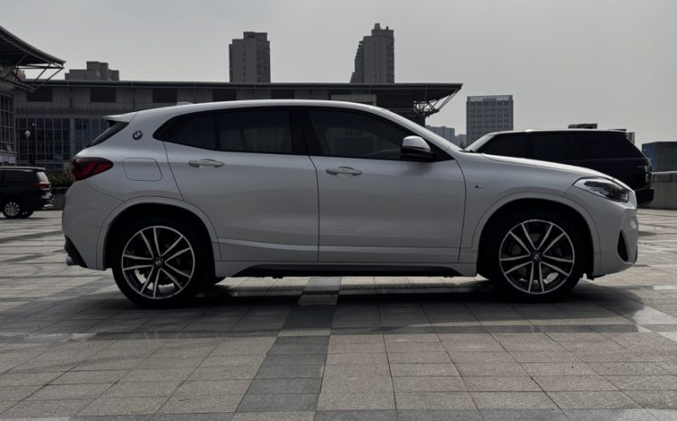 
								BMW X2 2021 sDrive25i Комплектация Exclusive с пакетом M Sport full									