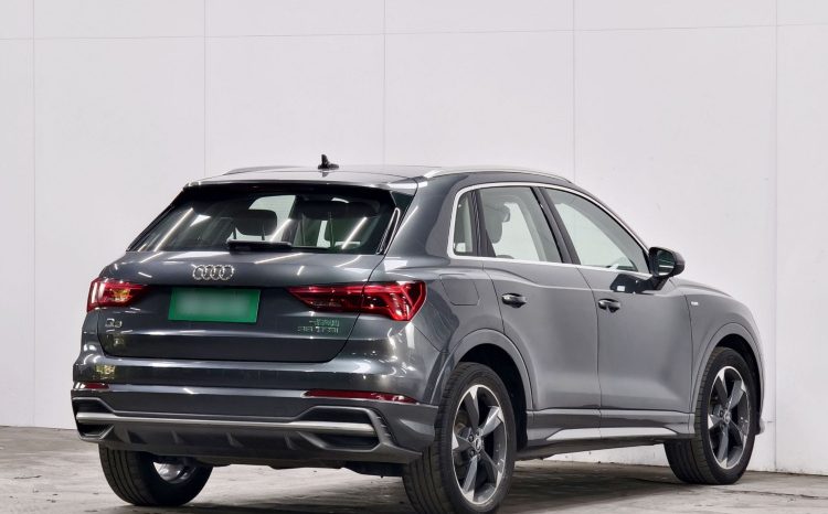 
								Audi Q3 2022 35 TFSI Комплектация Fashion Dynamic full									
