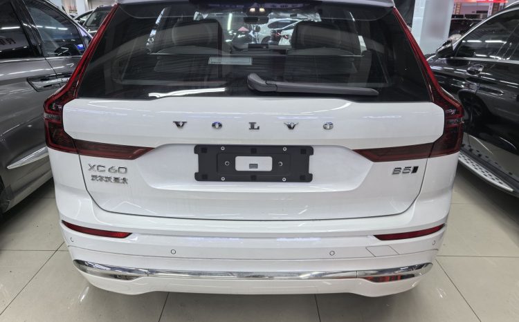 
								Volvo XC60 B5 AWD, 2026 г.в., в идеальном состоянии full									