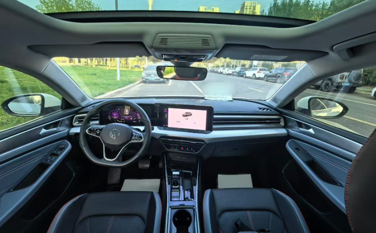 
								Volkswagen Lamando L 2024 280TSI DSG Комплектация Spicy, б/у автомобиль full									