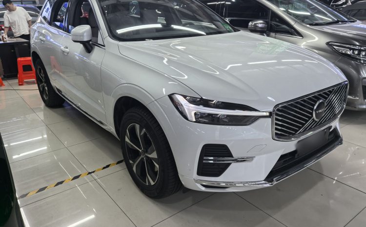 
								Volvo XC60 B5 AWD, 2026 г.в., в идеальном состоянии full									