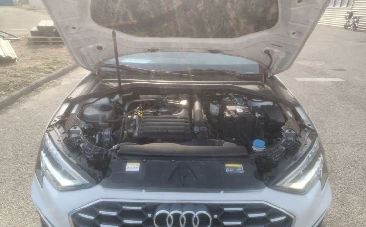 
								Audi A3 2023 Facelift A3L Limousine 35 TFSI Entry Sport full									